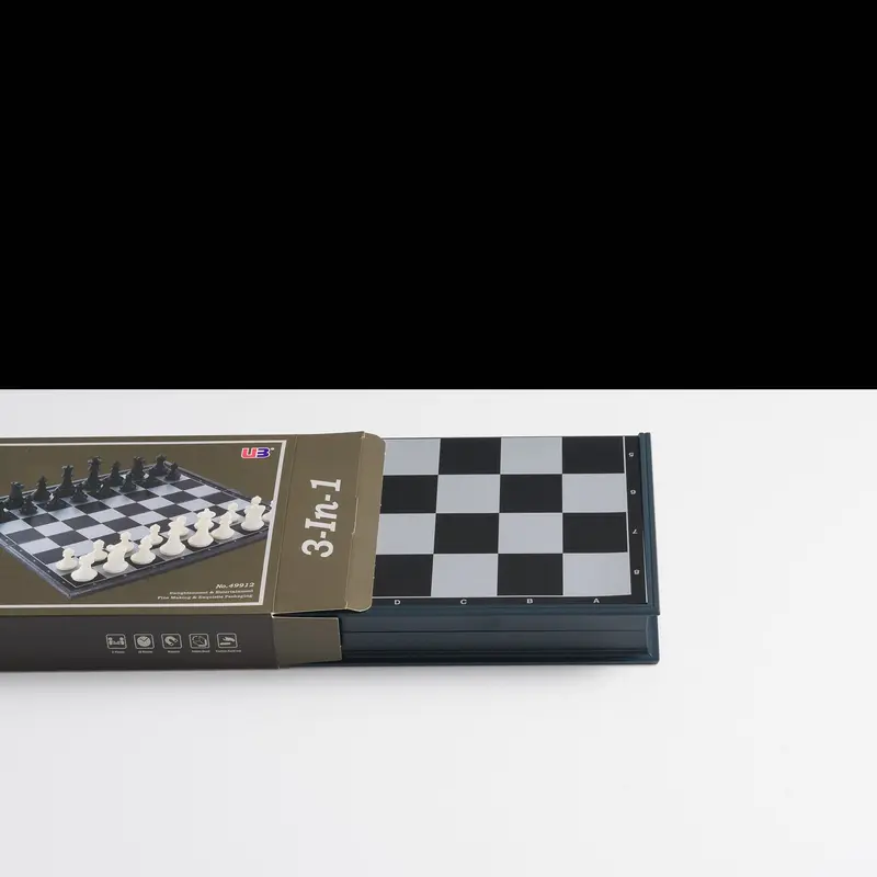 3 IN 1 magnetic Game Set