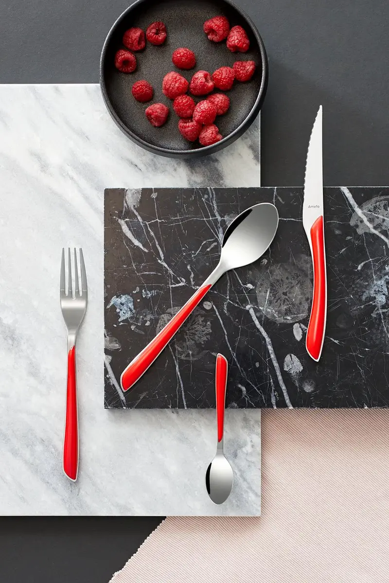 Amefa - eclat - bestekset - 16-delig - 4 personen - hoogglans - rood