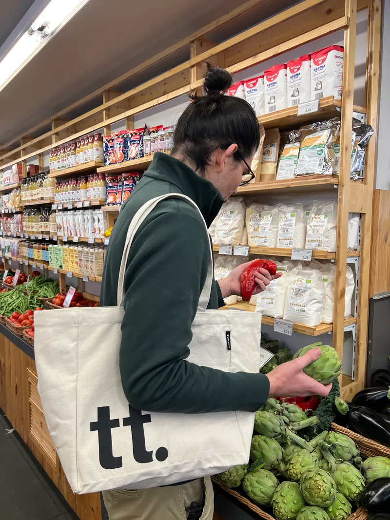 Bolsa con compartimentos