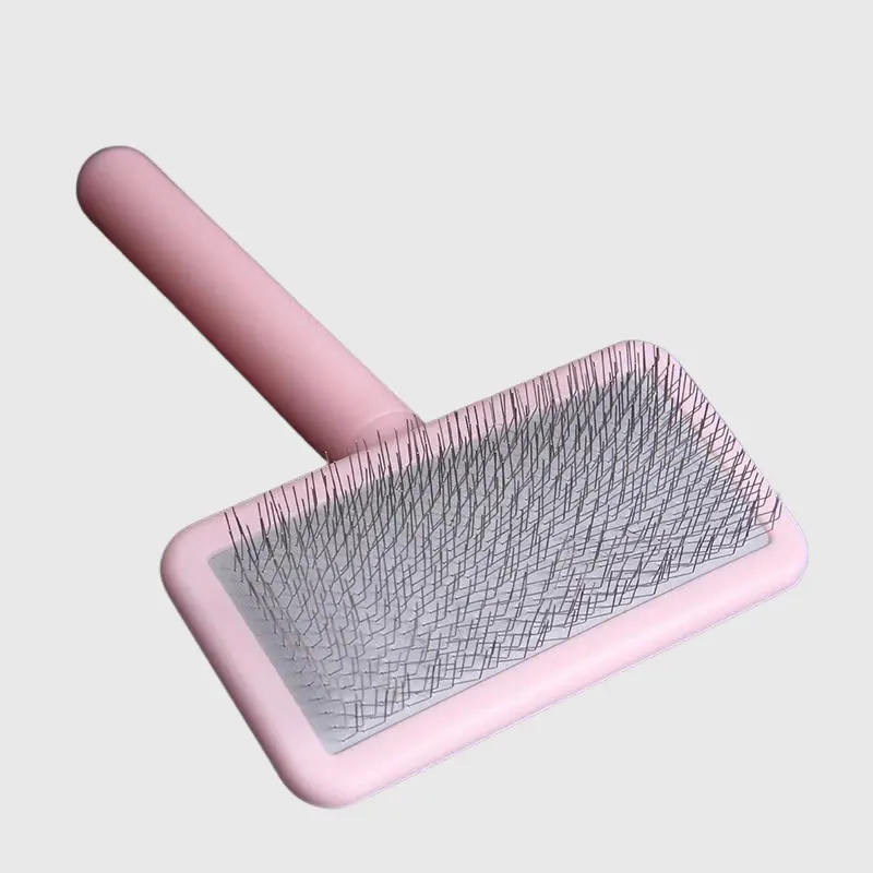 Brosse rose pour chien à poil court