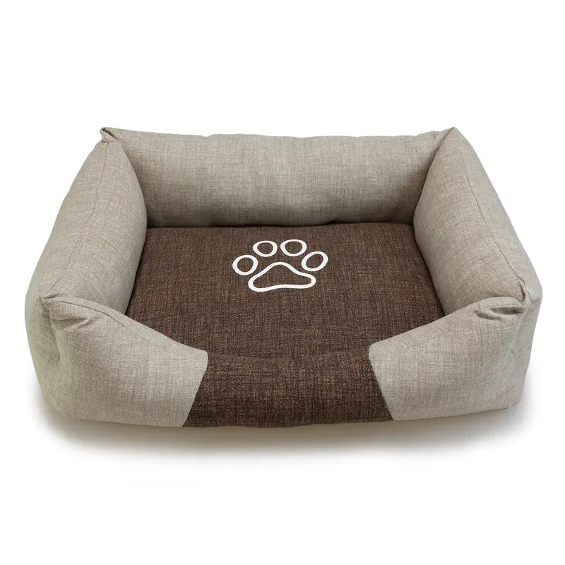 Cama cuadrada marrón y beige con Huella