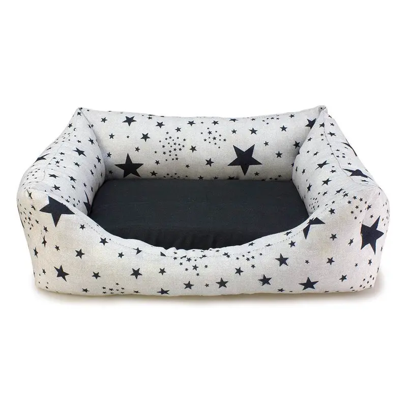 Cama estampada "Estrellas negras"
