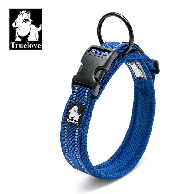 Collar acolchado de malla ajustable para perros. Resistente y duradero para todas las razas.