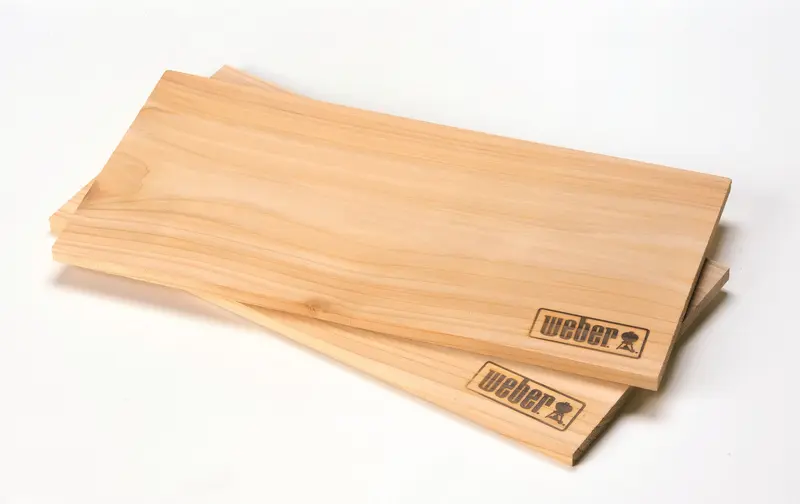 Legno per affumicatura Weber - Panetto di cedro per affumicatura - 17522