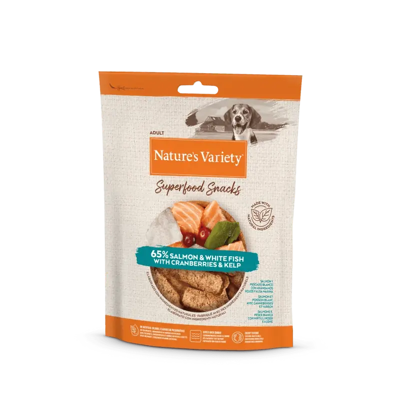 🐟 NATURE'S VARIETY Superfood Snacks con salmón y pescado blanco (8 uds - 85g) | Barritas naturales y saludables para perros adultos