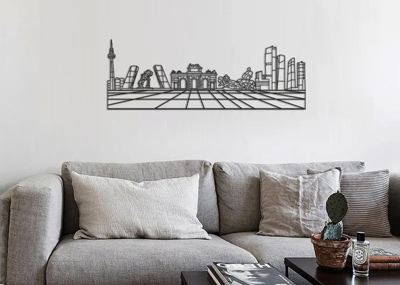 Skyline Madrid | Figura geométrica | Decoración pared | Hecha en madera